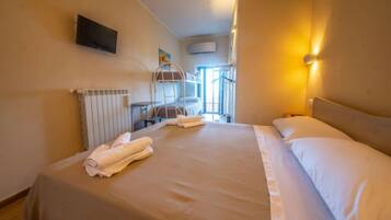 1 chambre, bureau, fer et planche Ă  repasser, Wi-Fi gratuit