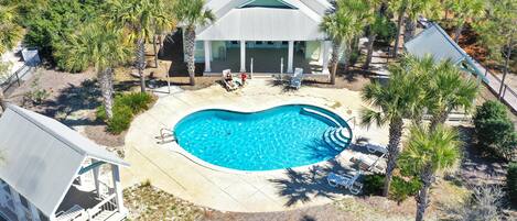 Maison, plusieurs lits (Love You More) | Piscine