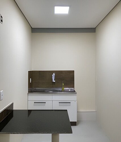 Ap 1 · Ap 2 Qtos-1 Casal, 3 Solt, 1 Aux-sala Conj.c/coz.i