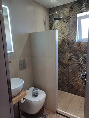 Bathroom - Romeos Studios  (Chania)