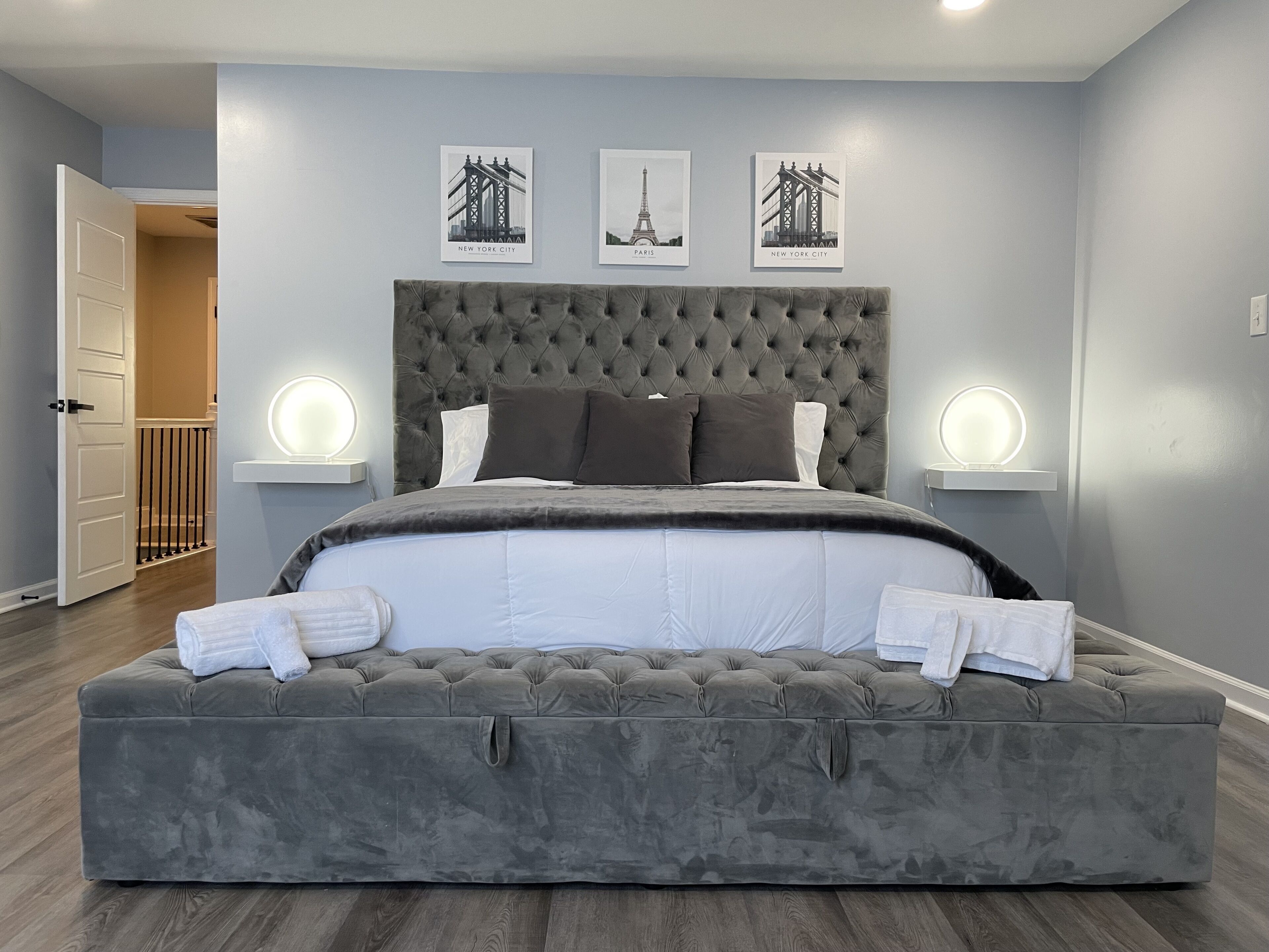 3 chambres, fer et planche à repasser, Wi-Fi, draps fournis