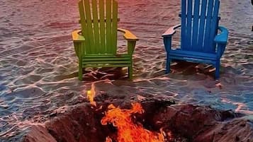 House, Multiple Beds (Summer Breeze) | Property grounds