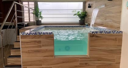 Lianas Rooftop Entire Apartment With Private Jacuzzi Just 8 min Near the Beach