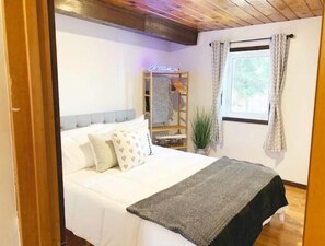 2 soveværelser, strygejern/strygebræt, weekendseng, gratis Wi-Fi