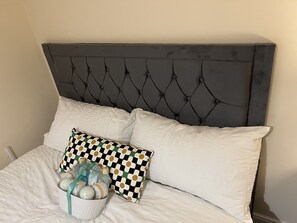 4 Schlafzimmer, Bügeleisen/Bügelbrett, WLAN, Bettwäsche