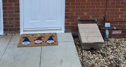 Family-sized rooms, 5 minutes walk to DW Stadium Wigan & Robin Hood Retail Park