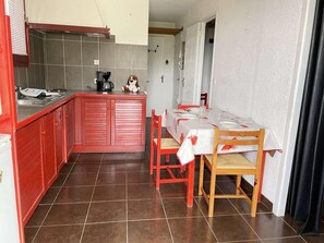 Dining - 50m from shops, 1st floor, balcony, tv, ski locker, 26m², Risoul (Risoul)