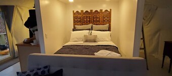 Luxury Glamping Domes