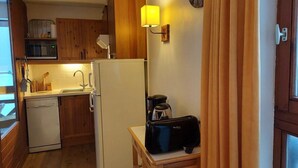 Frigorifero, microonde, forno, lavastoviglie
