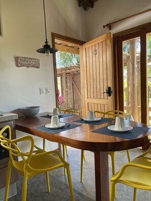 Dining - Raios de Sol Ville, Casa Aconchegante em Taipu de Fora, Barra Grande-ba (BARRA GRANDE)