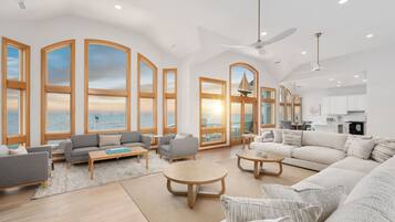 Smart TV, chimenea, videojuegos y reproductor de DVD