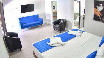 Deluxe Room, Private Bathroom, Poolside | 1 bedroom, premium bedding, in-room safe, blackout drapes