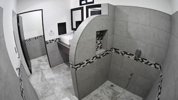 1 bedroom, premium bedding, in-room safe, blackout curtains