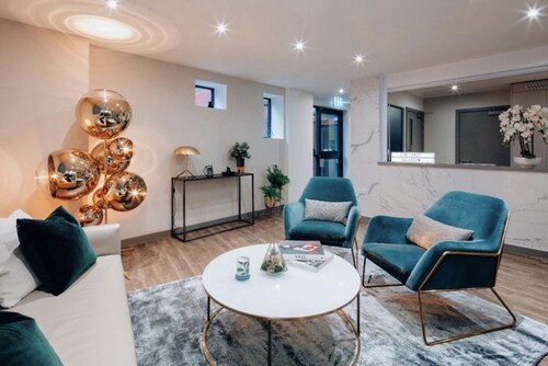 Two bedroom Central Apartment - ground floor