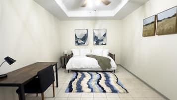 2 bedrooms, iron/ironing board, free WiFi, bed sheets