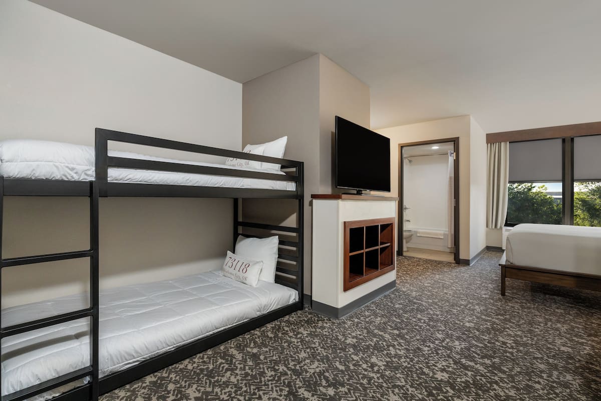 King Bunk Studio, 1 King Bed & Twin Bunks | Pillowtop beds, desk, laptop workspace, blackout drapes