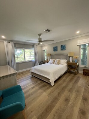 4 عدّة غرف نوم ومكواة/لوح كي وواي فاي