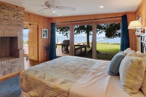 5 室のベッドルーム、WiFi (無料)、ベッドシーツ