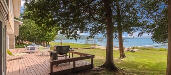 Birchway Breeze Lakefront Firepit 10min Glen Arbor