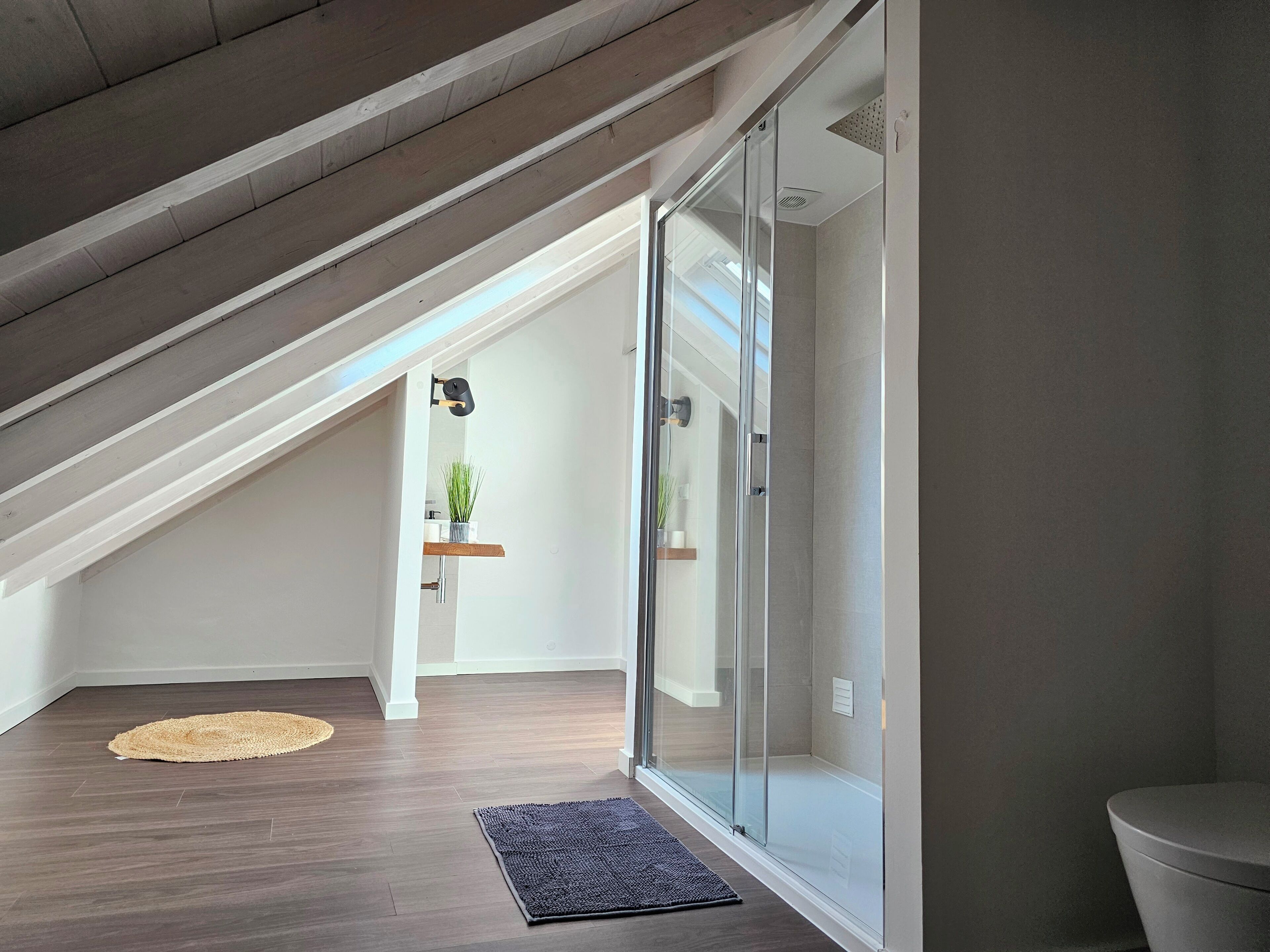Comfort Room | Bathroom