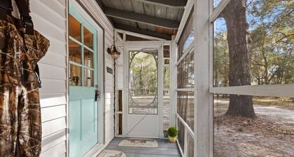 Cozy Bluegill Cottage