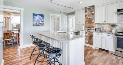 Your Perfect Home-Away-From Home in the Heart of Provincetown.