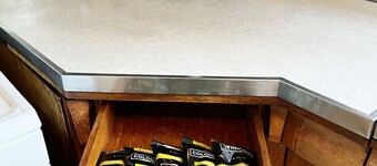 Full House in Downtown Ottawa, Very Short Walk to Downtown and Restaurants!