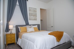 Room - Top one comfort stay (Phoenix)