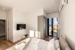 4 slaapkamers, een strijkplank/strijkijzer, gratis wifi, beddengoed