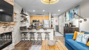 Apartment (1 Bedroom) | Interior