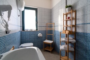 Family Apartment | Bathroom