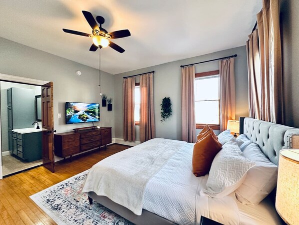 3 habitaciones, escritorio, tabla de planchar con plancha y wifi 