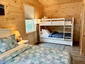 1 bedroom, iron/ironing board, free WiFi, bed sheets - Sea Star Cottage #6 at Explore Acadia Cottages (Bar Harbor)