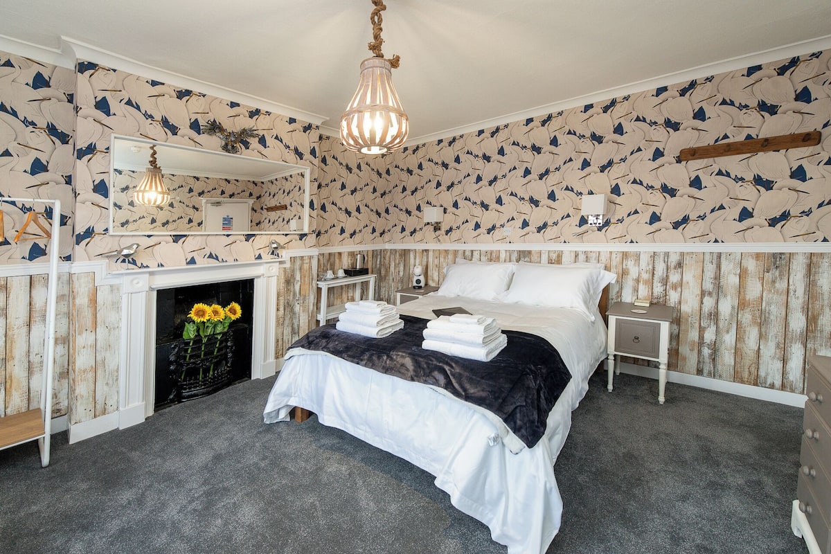 Executive Double Room | Egyptian cotton sheets, premium bedding, blackout drapes