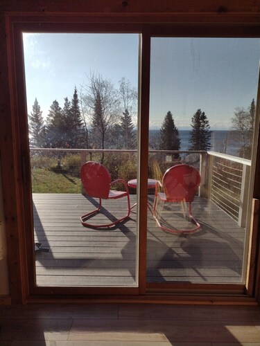 "Scotch Pine": Classic North Shore Cabin Near Grand Marais