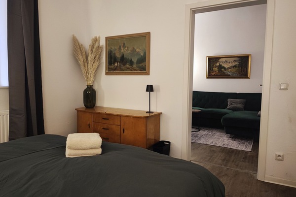 3 slaapkamers, een bureau, wifi, beddengoed