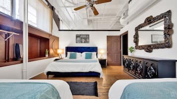 City Loft | 2 bedrooms, individually decorated, individually furnished, desk