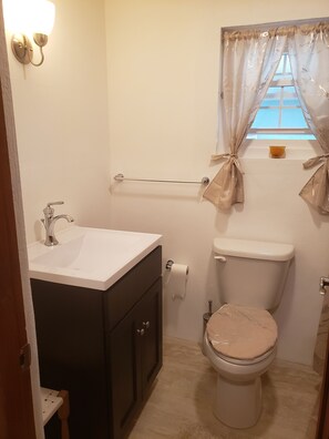 Håndklær, såpe og toalettpapir