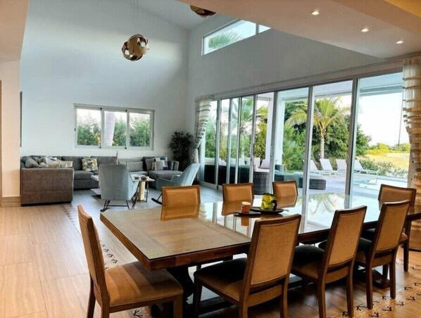 Interior - Luxurious Oasis in Cap Cana, Punta Cana
(Cap Cana)