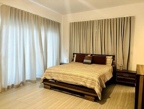 4 bedrooms, free WiFi, bed sheets - Luxurious Oasis in Cap Cana, Punta Cana
(Cap Cana)