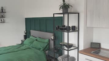 1 bedroom, WiFi, bed sheets