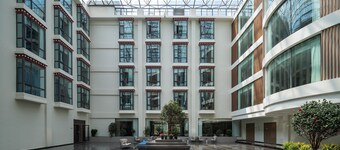 ฮอลิเดย์ อินน์ เอ็กซ์เพรส แชงกรีลา บาย IHG