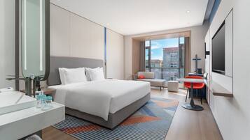 Standard Room, 1 King Bed, City View