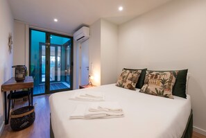 1 soverom, strykejern/-brett, internettilgang og sengetøy