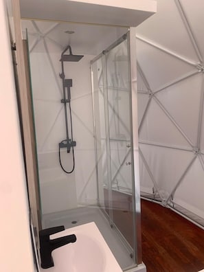Bathroom - Ovalulú Glamping (Barahona)