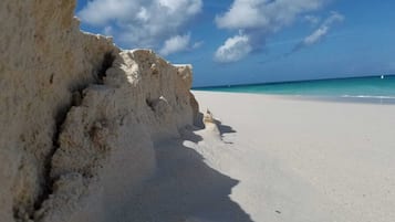 Liegestühle, Strandtücher