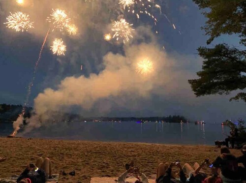 Edgewater Retreat on Little Sebago Lake - Lakefront w/Sauna & EV Charger

