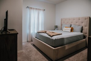 3 Schlafzimmer, Bügeleisen/Bügelbrett, WLAN, Bettwäsche