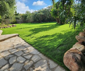 Property grounds - Villa 'Alba Baja Sardinia' with Sea View, Shared Pool, and Wi-Fi (Baja Sardinia Arzachena)