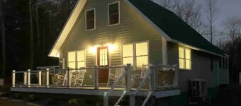 Sebago Lake, ME  Lakeside Hot Tub just renovated

